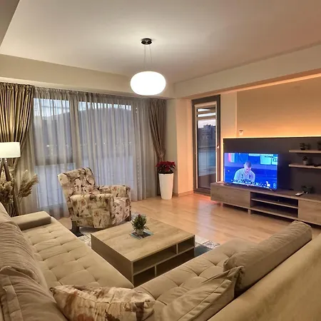 Aparthotel Capitоl & 5*