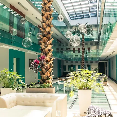 Aparthotel Capitоl &