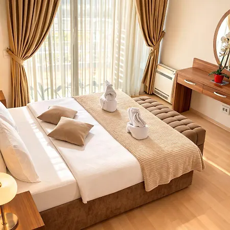 Capitоl & Aparthotel Skopje