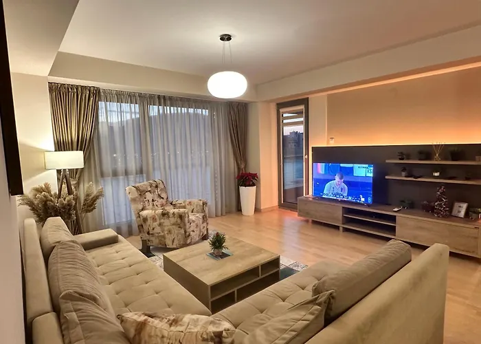 Aparthotel Capitоl & 5*