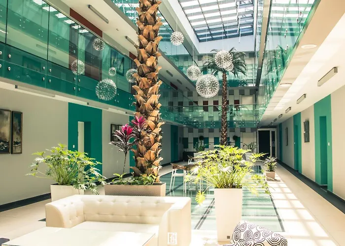 Aparthotel Capitоl &